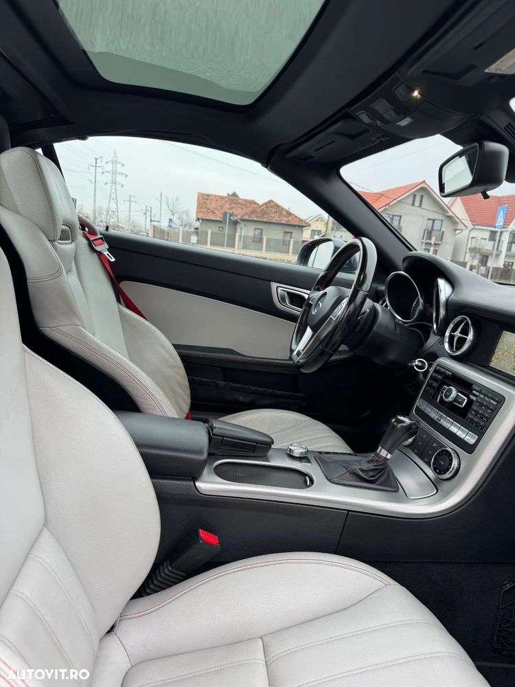 Mercedes-Benz SLK - 13