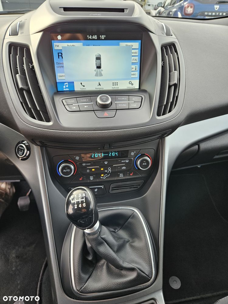 Ford Kuga - 23