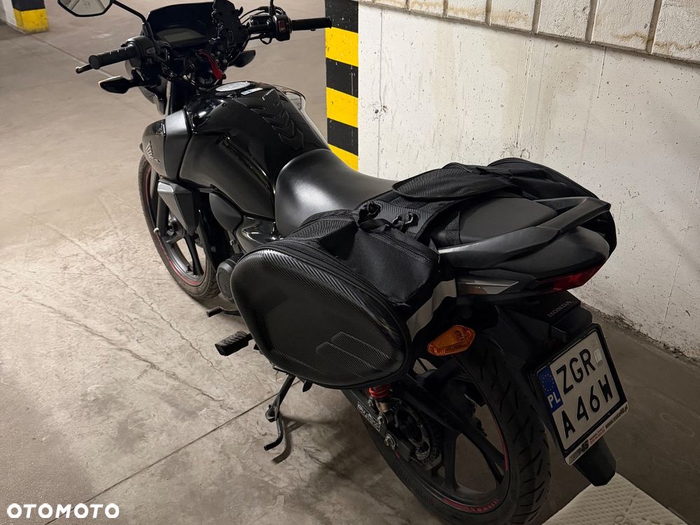 Honda CBF - 12