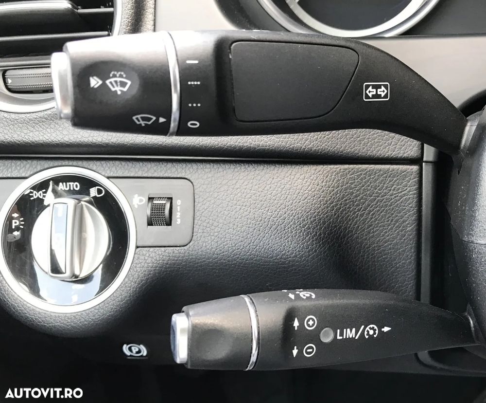 Mercedes-Benz C 220 CDI DPF (BlueEFFICIENCY) 7G-TRONIC - 22