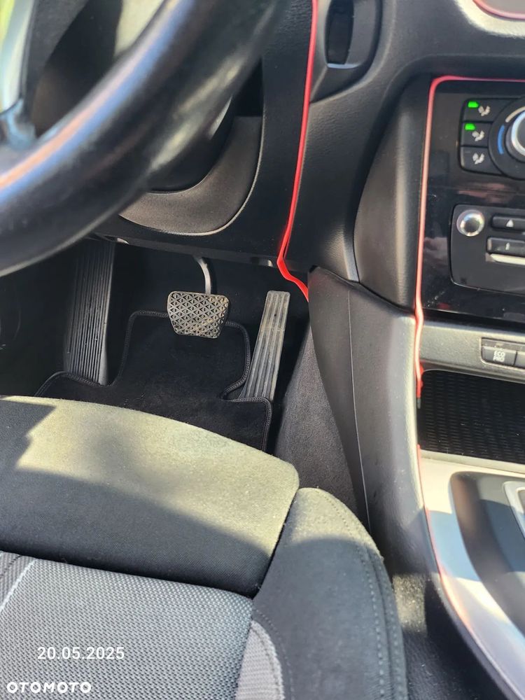 BMW X1 xDrive18d - 8