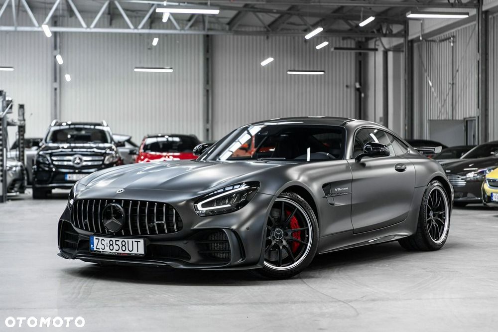 Mercedes-Benz AMG GT R - 6
