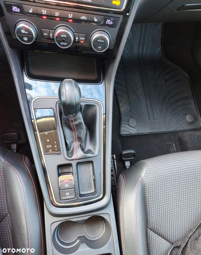 Seat Leon 2.0 TDI DPF Start&Stop DSG FR - 10