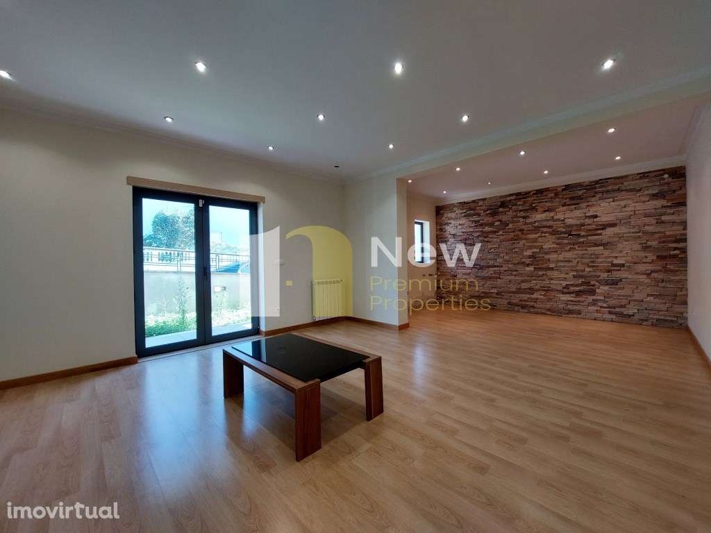 Moradia T4 em Casal dos Matos - Leiria. - Grande imagem: 5/55