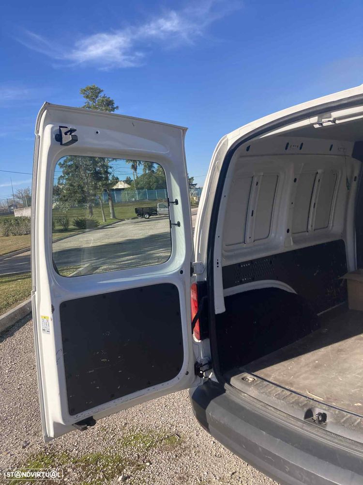 VW Caddy 2.0 TDi Extra AC BlueMotion - 8