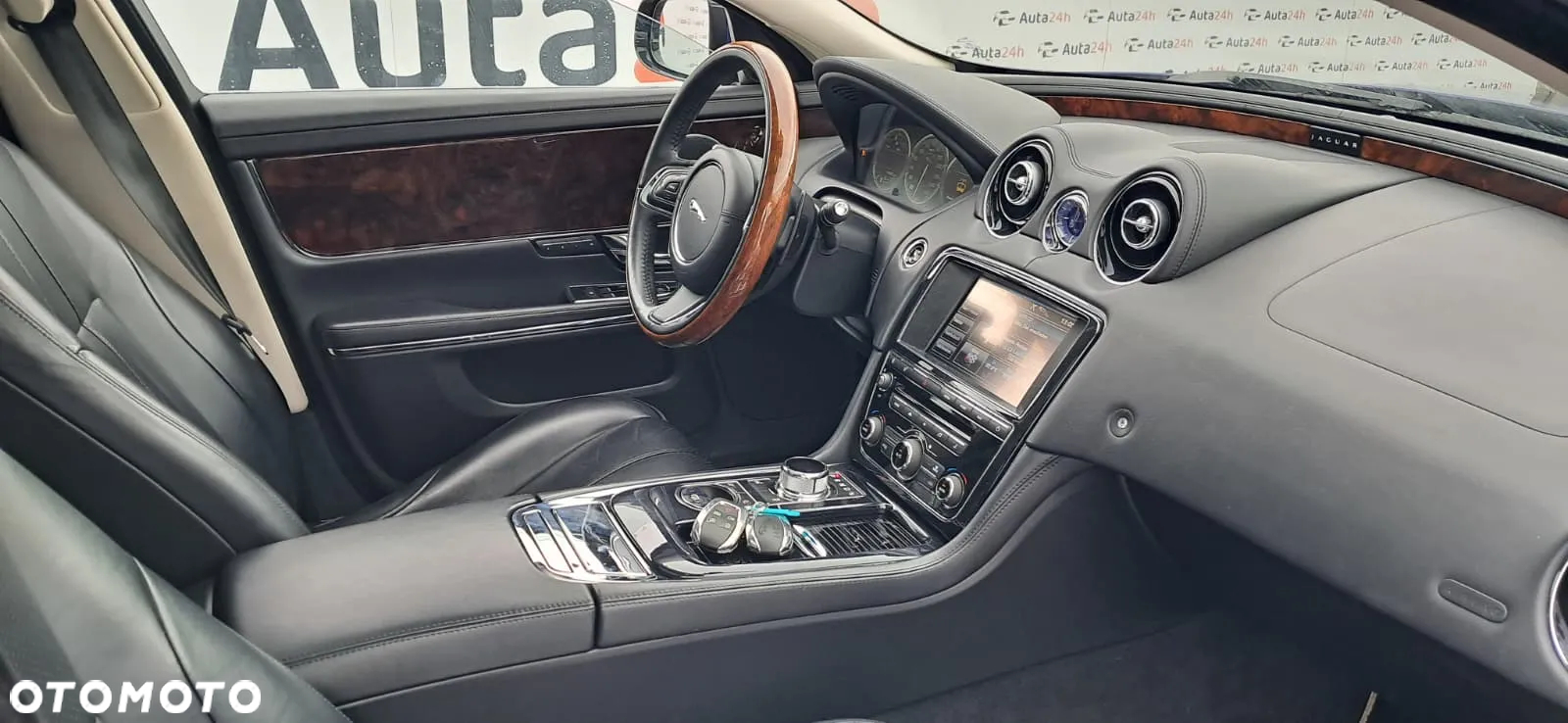 Jaguar XJ 5.0 V8 Premium Luxury - 16