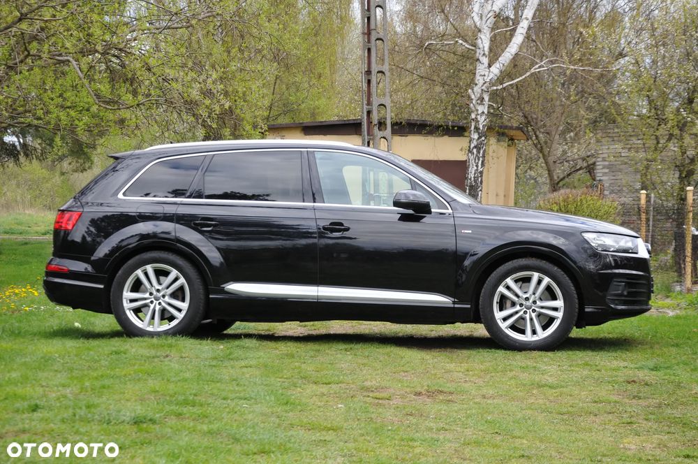 Audi Q7 - 10