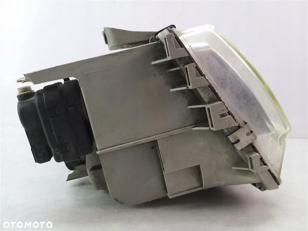 Reflektor lampa przód prawa Lancia Zeta 1994-2002 VALEO - 2