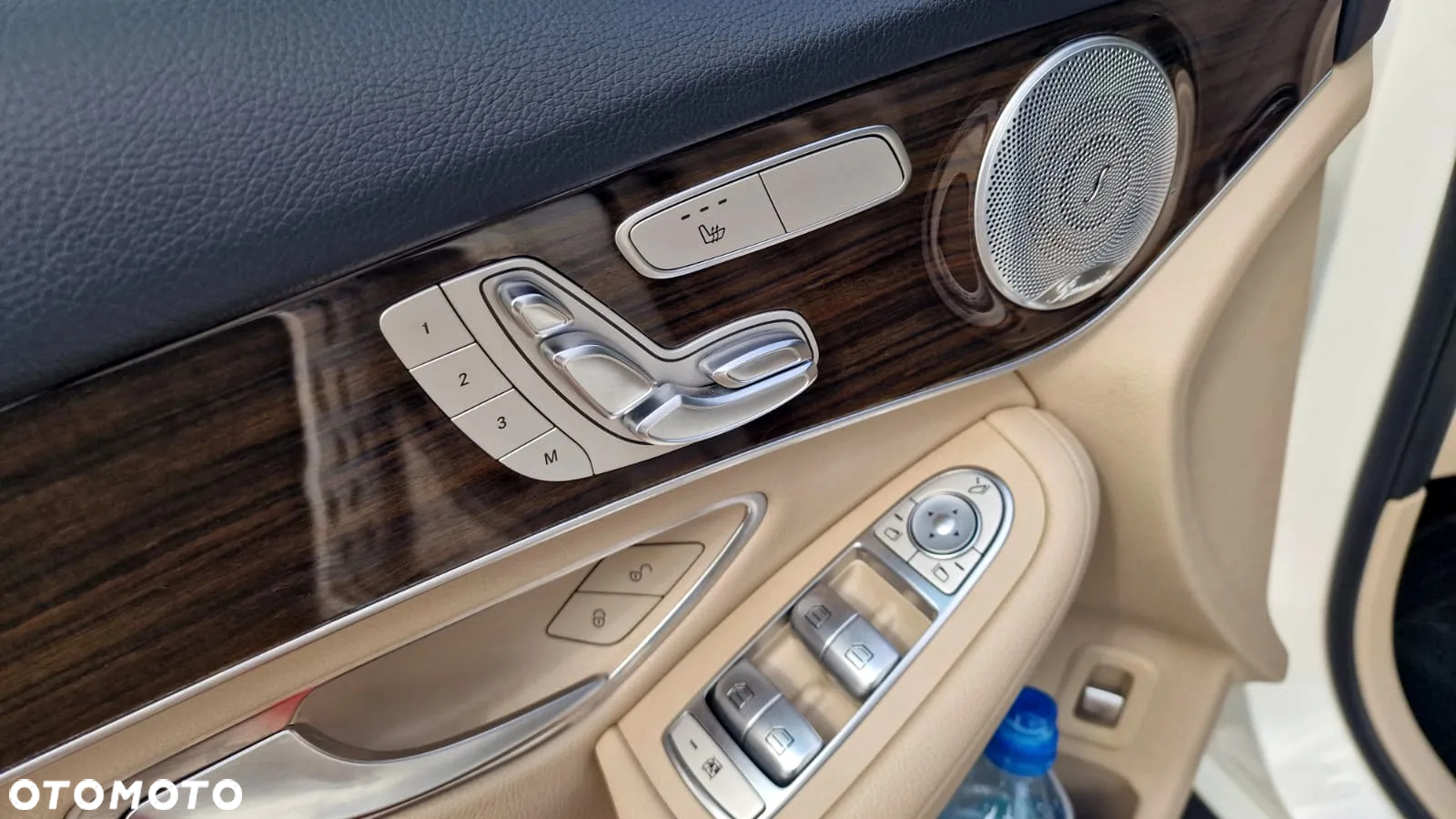 Mercedes-Benz GLC 300 4Matic 9G-TRONIC Exclusive - 12