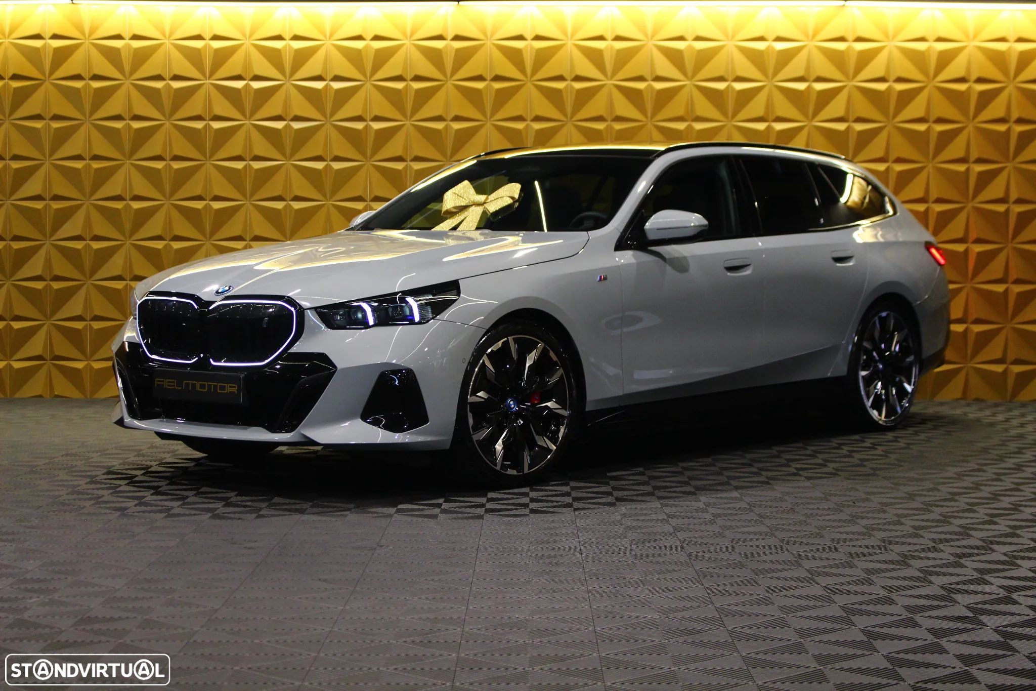 BMW i5 eDrive40 Pack Desportivo M Pro - 1