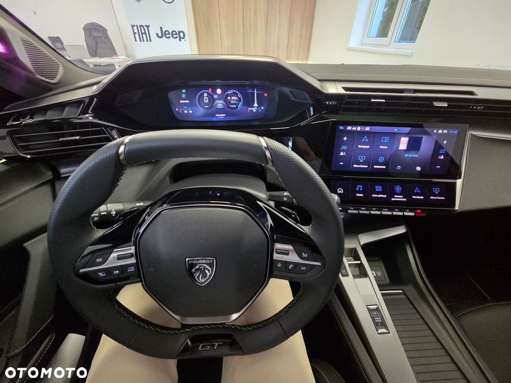 Peugeot 408 - 16