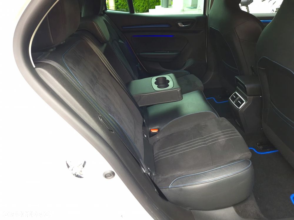 Renault Megane 1.6 TCe GT EDC - 30