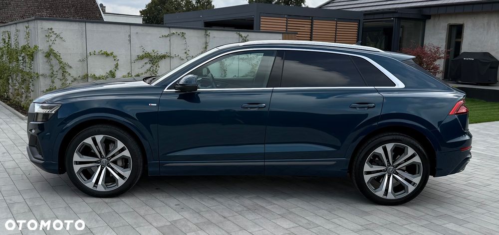 Audi Q8 - 2