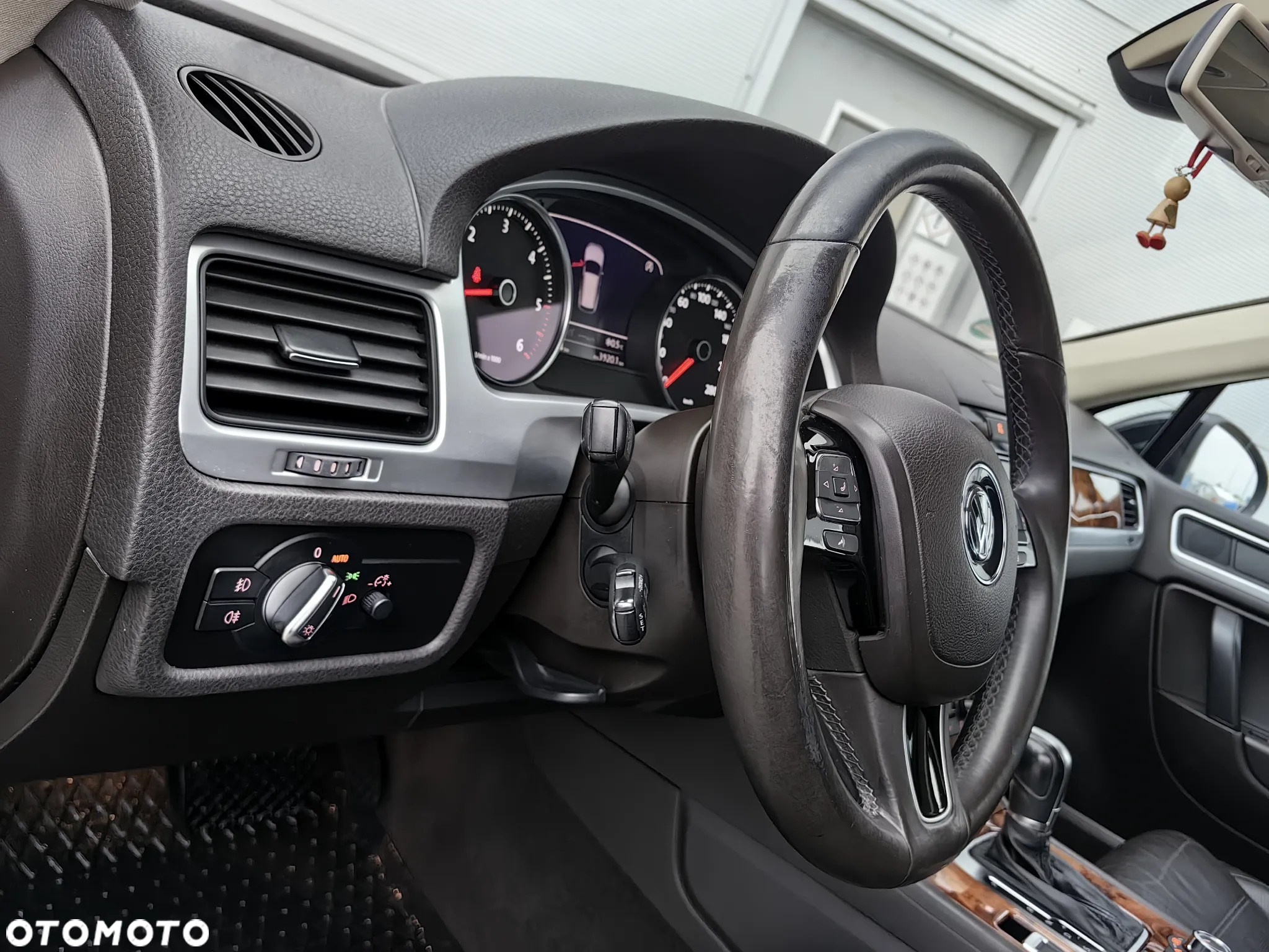 Volkswagen Touareg 3.0 V6 TDI Blue Motion DPF Automatik - 6