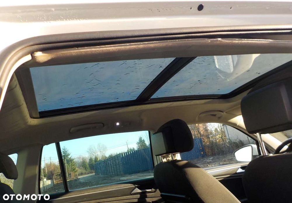 Volkswagen Tiguan - 23