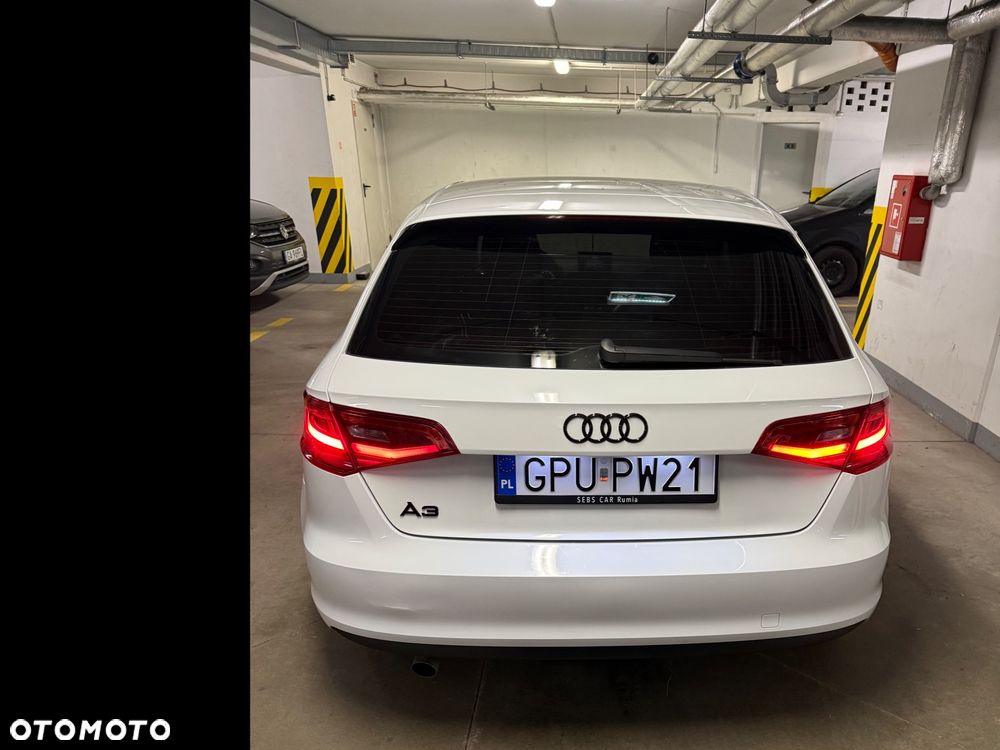 Audi A3 Sportback 1.6 TDI - 3