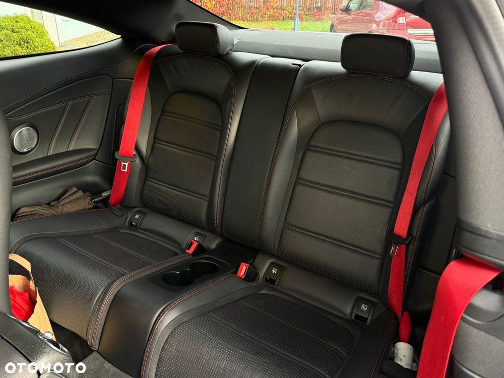 Mercedes-Benz Klasa C AMG 43 4-Matic - 13