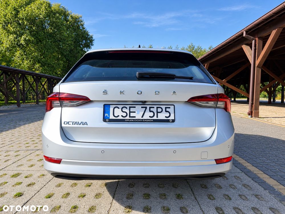 Skoda Octavia 2.0 TDI Style DSG - 5