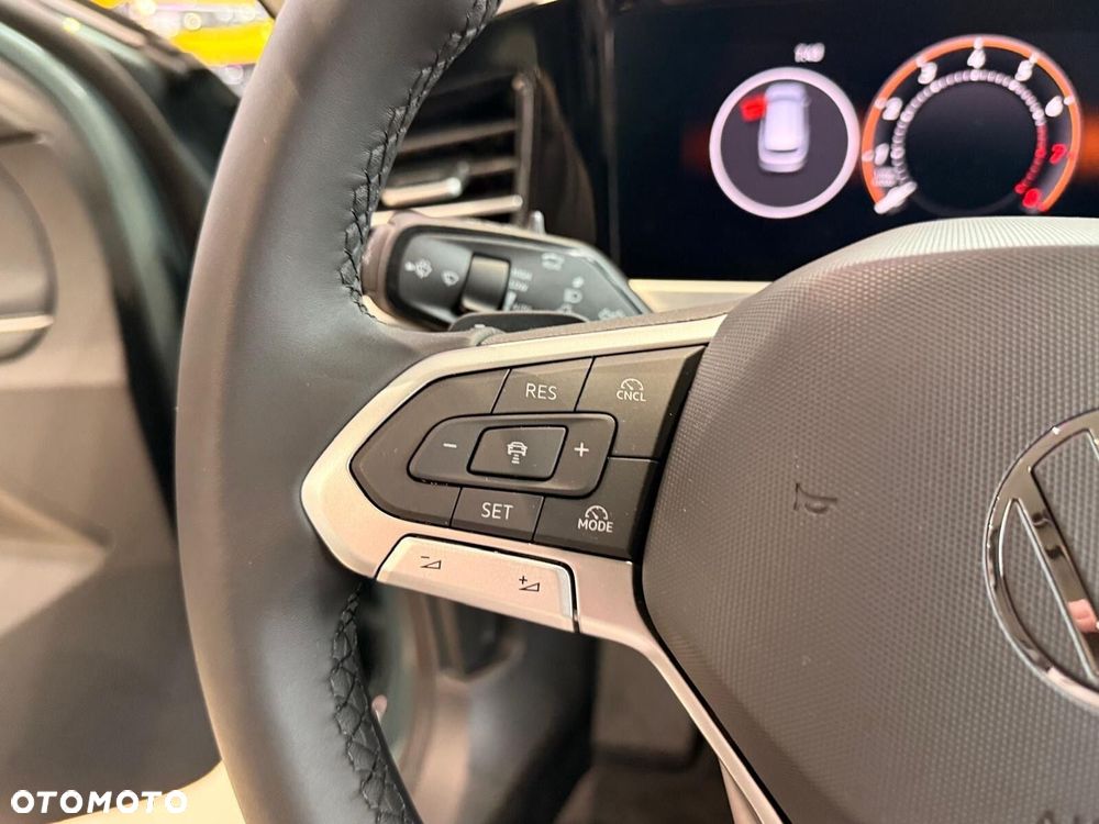 Volkswagen Passat - 10