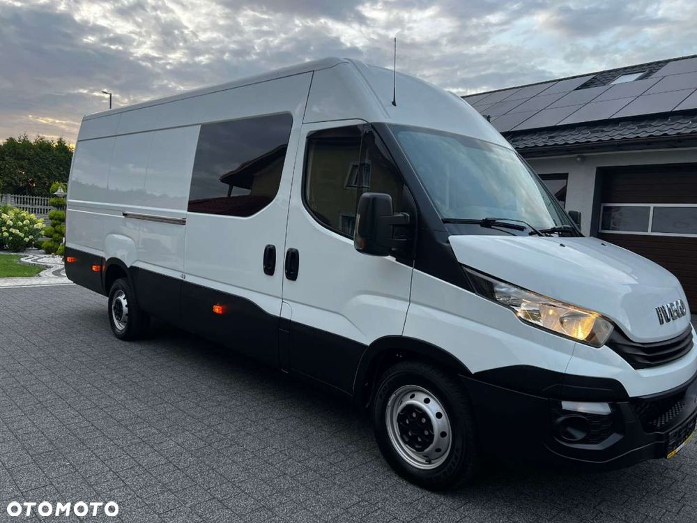 Iveco Daily Max 7 -osobowe - 16