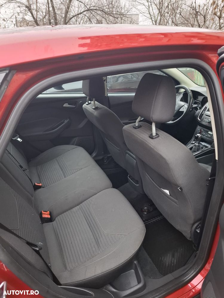 Ford Focus 1.5 EcoBoost Titanium - 4