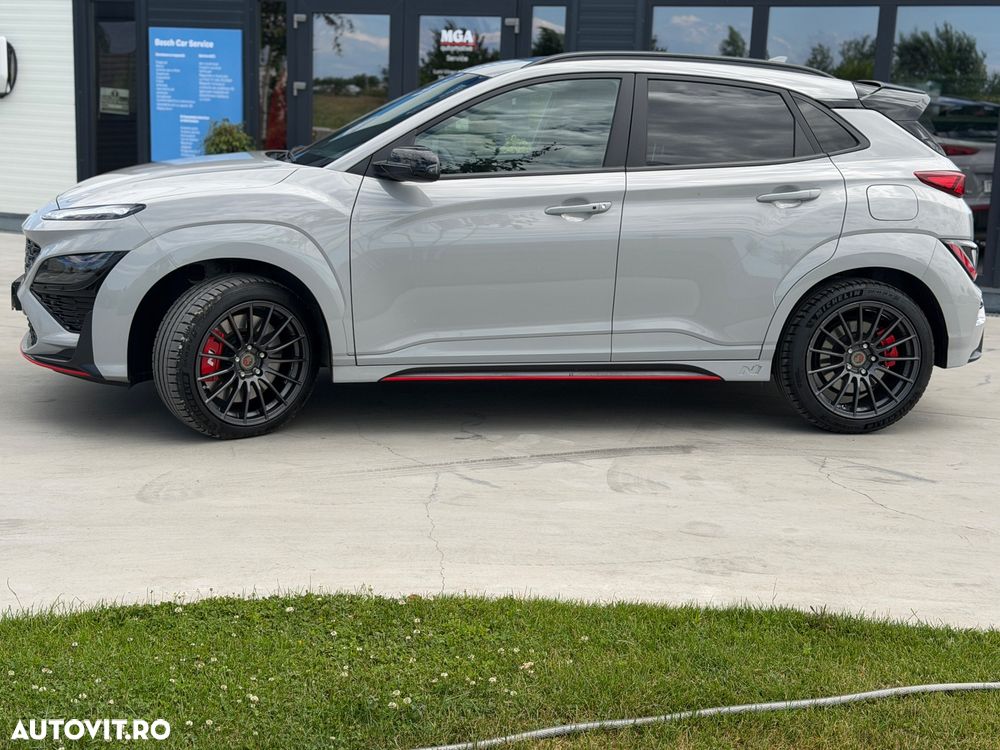 Hyundai KONA - 3