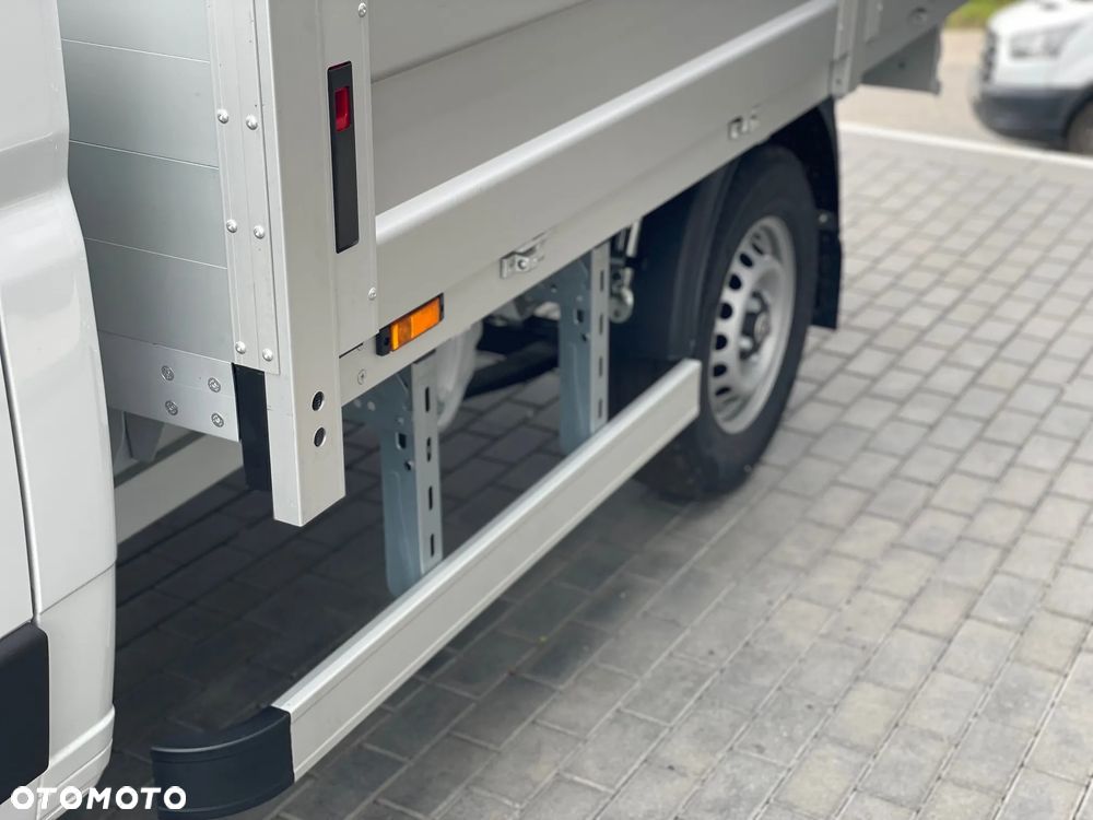 Toyota Proace MAX - 11