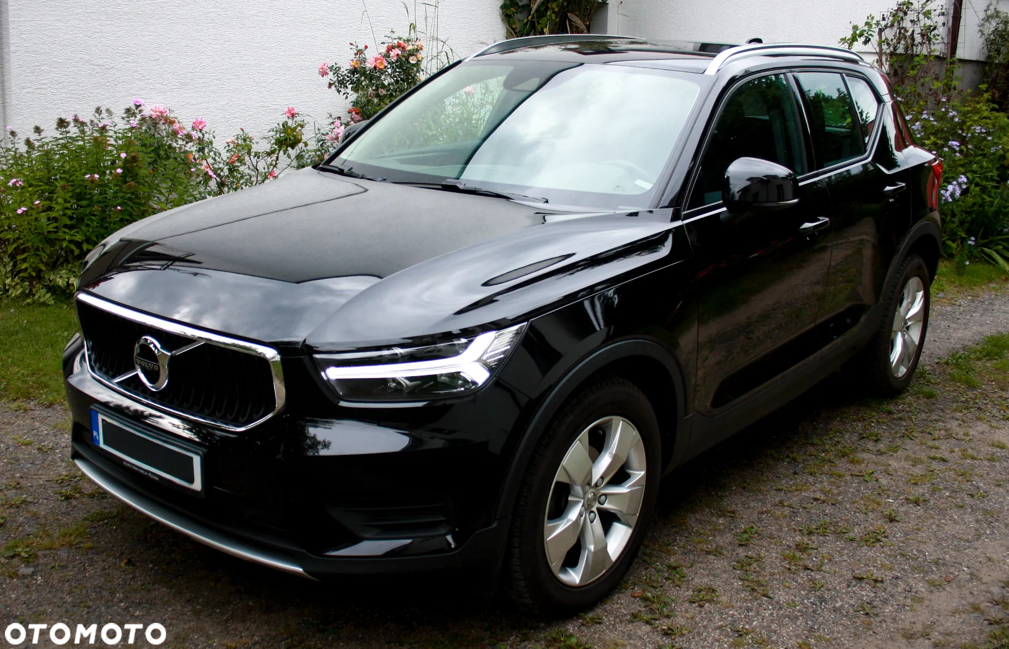 Volvo XC 40 T3 Momentum Pro - 2