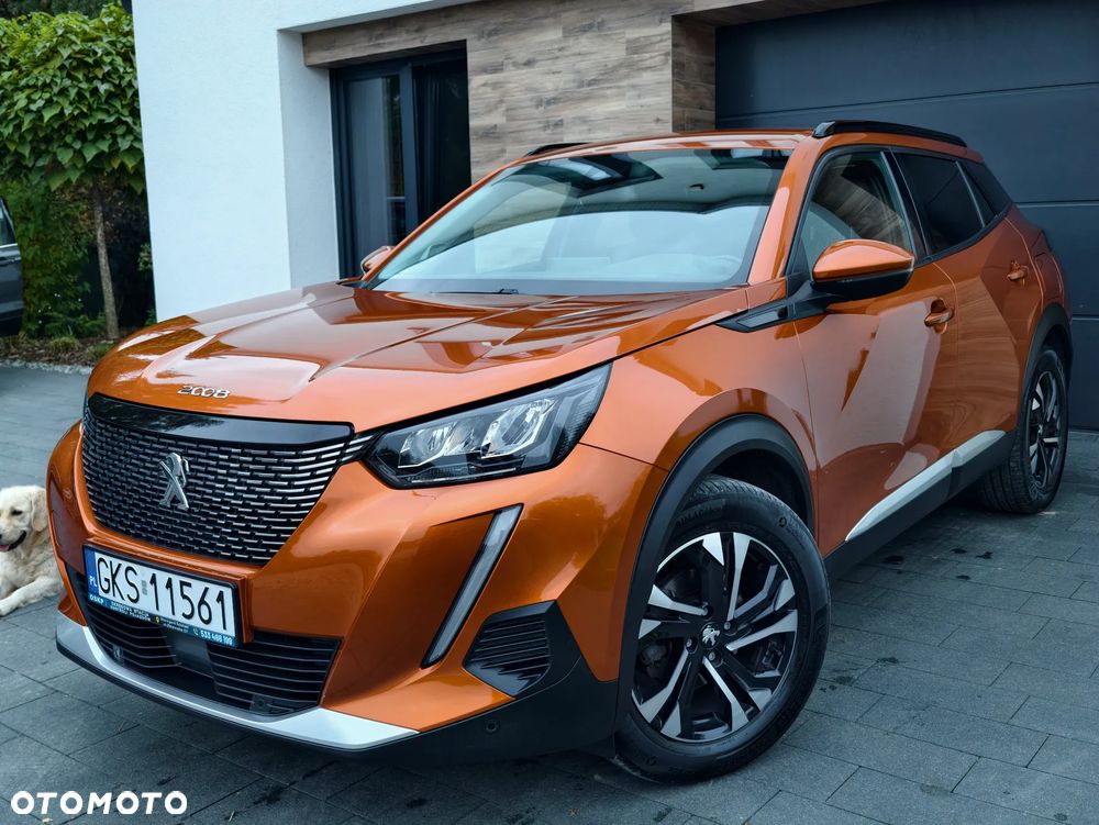 Peugeot 2008 1.2 PureTech Allure S&S EAT8 - 11