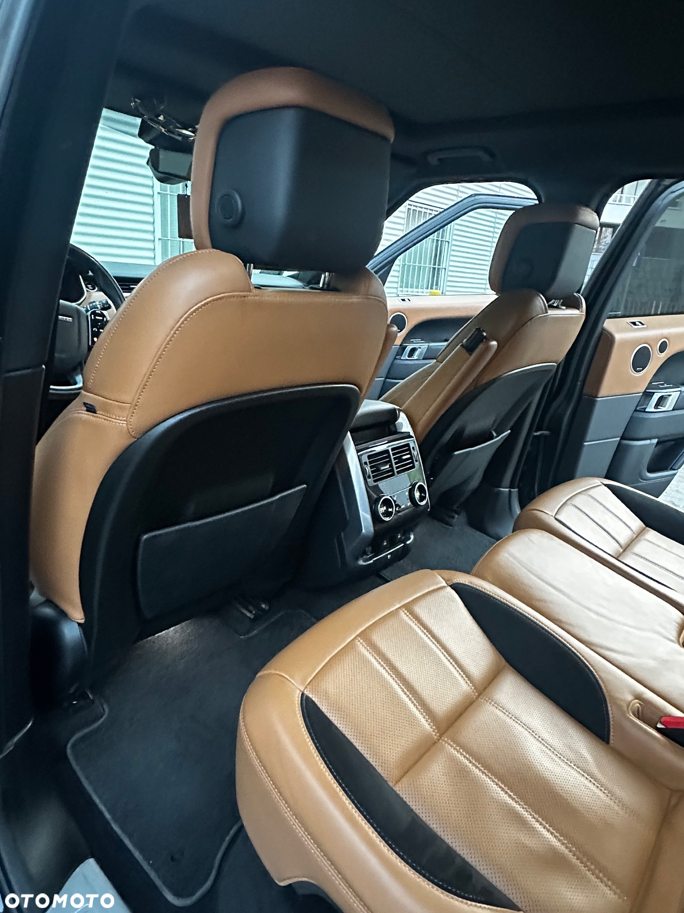 Land Rover Range Rover Sport - 28
