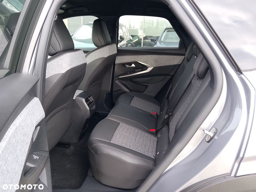 Peugeot 3008 1.2 PureTech mHEV Allure e-DCS6 - 16