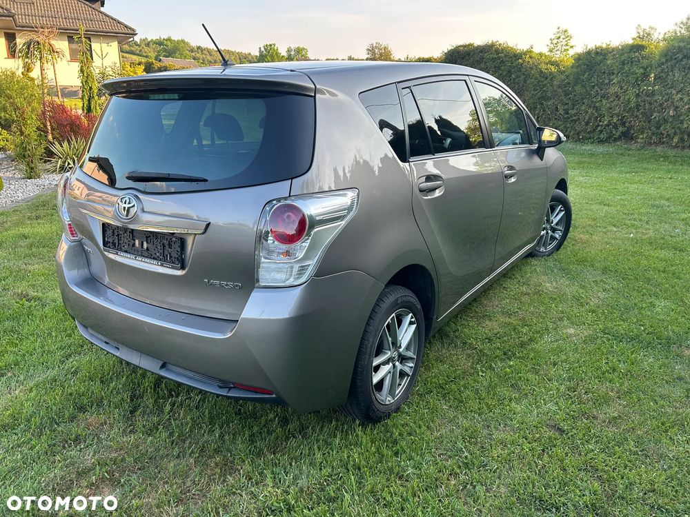 Toyota Verso 1.6 D-4D Active EU6 - 3