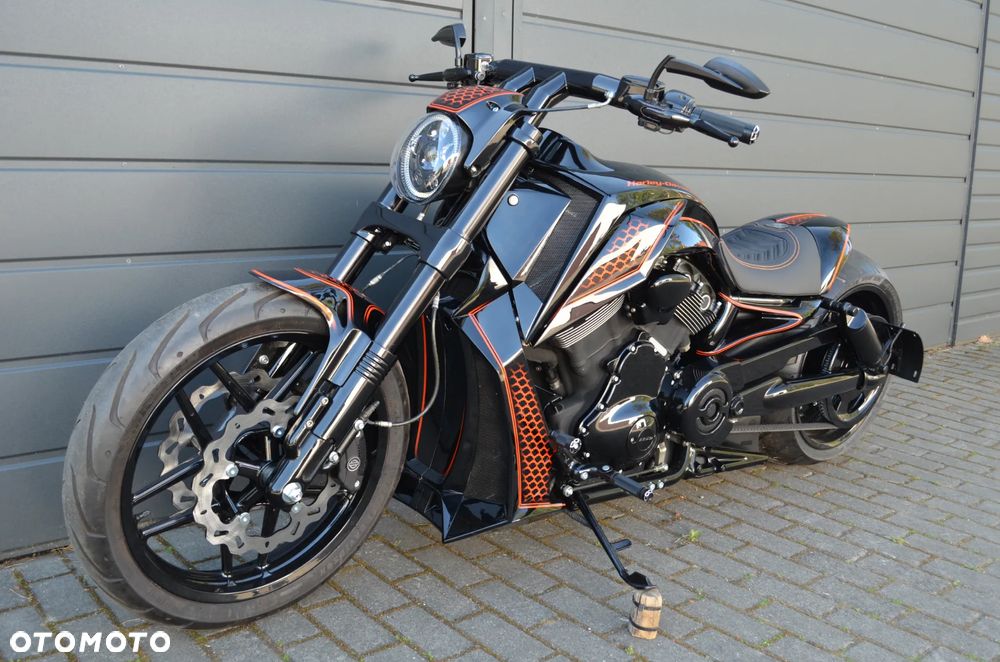 Harley-Davidson V-Rod Muscle - 22