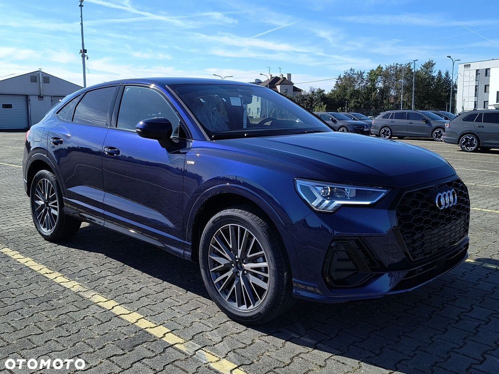 Audi Q3 Sportback - 6
