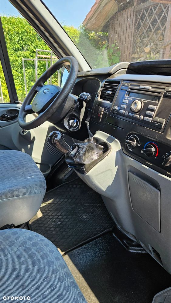 Ford Transit - 6