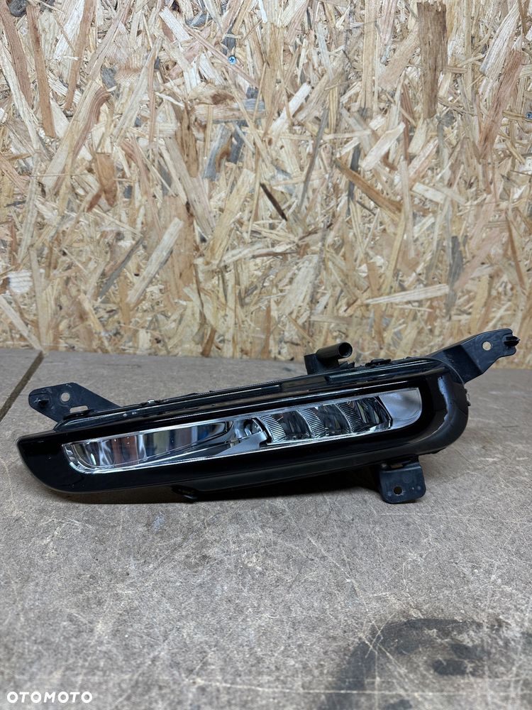 LAND RANGE ROVER EVOQUE HALOGEN PRAWY GJ32-15200-AA - 1