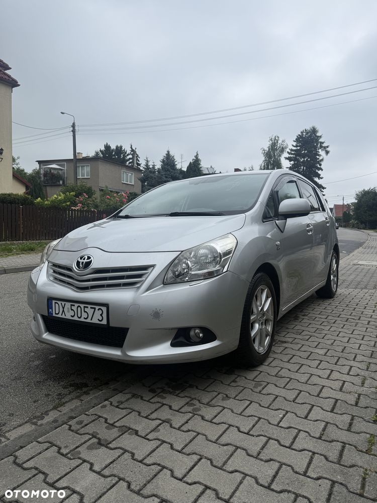Toyota Verso, 2009