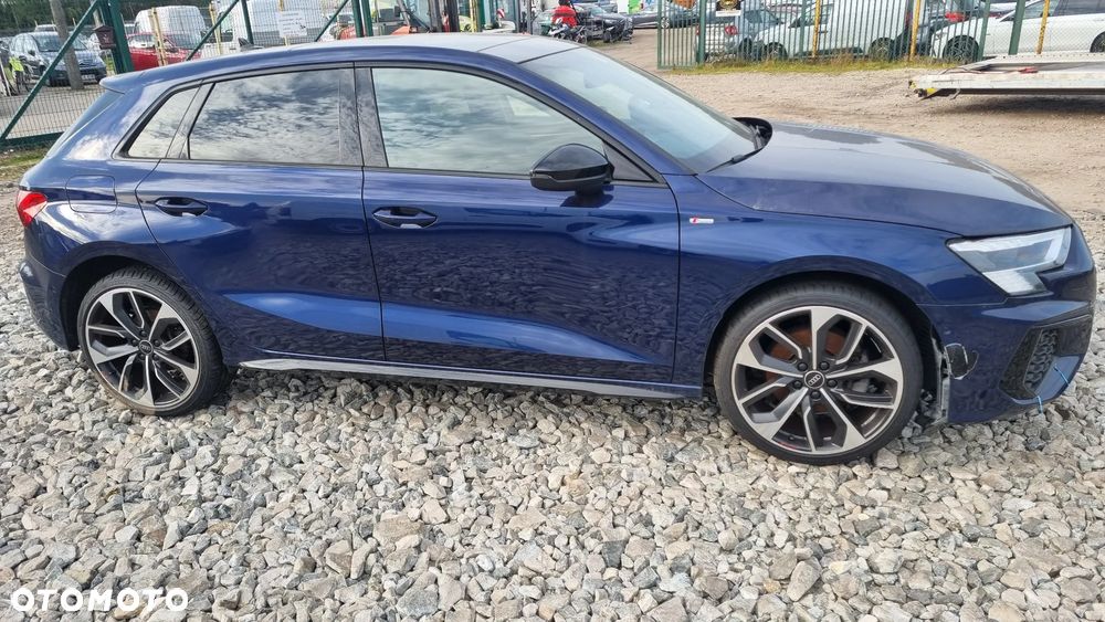 Audi A3 Sportback 2023 photo 2