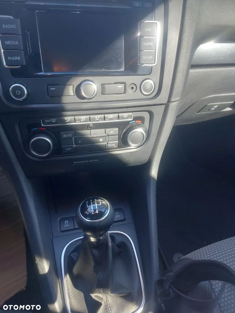 Volkswagen Golf 1.6 TDI DPF BlueMotion Technology Comfortline - 11