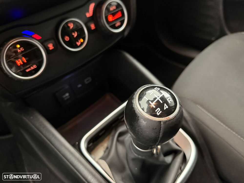 Fiat Tipo Station Wagon 1.3 M-Jet Lounge - 10