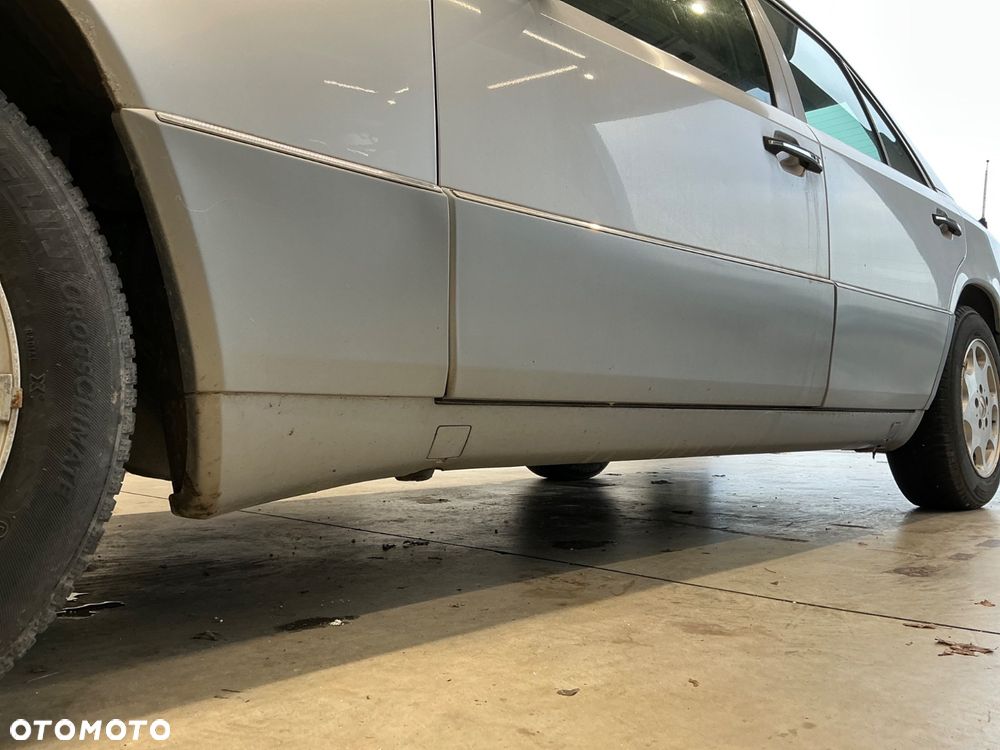 Mercedes-Benz W124 (1984-1993) - 11