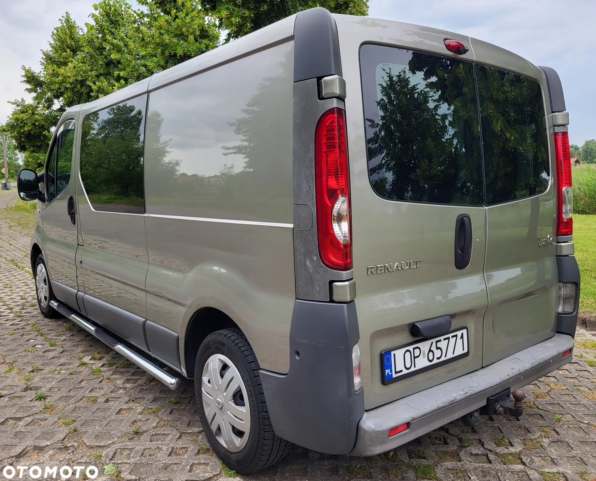 Renault Trafic - 10