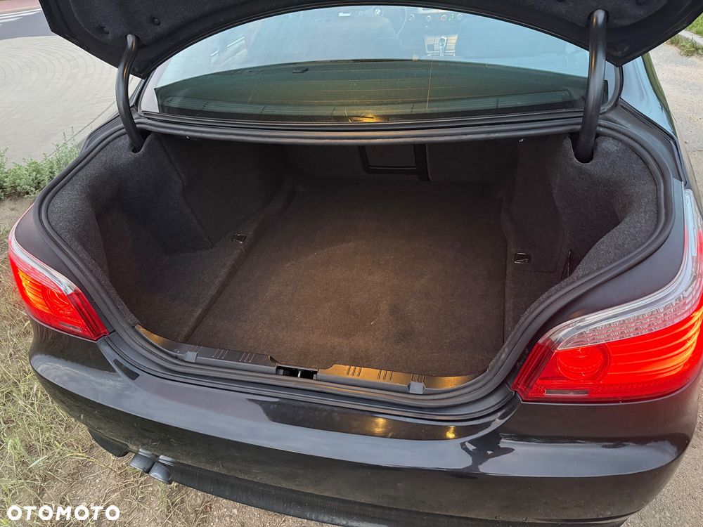 BMW Seria 5 525i - 14