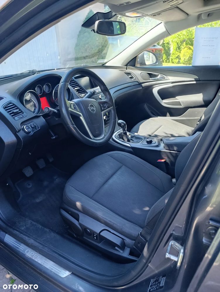 Opel Insignia 2.0 CDTI - 8