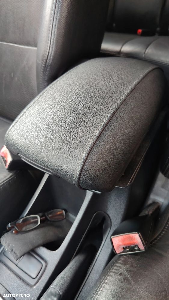 Kia Sportage 2.0i CRDI 4x4 EX AT Comfort - 14