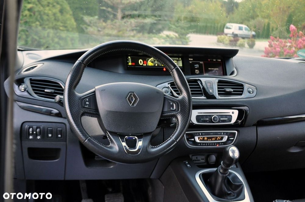 Renault Scenic 1.5 dCi Bose EDition - 31