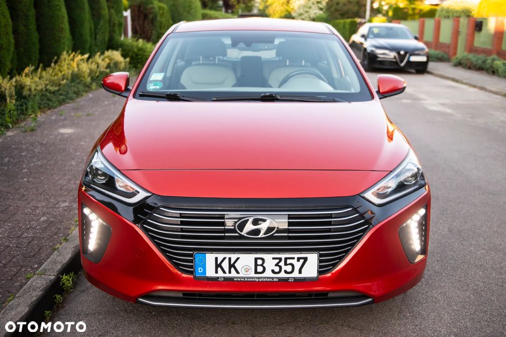 Hyundai IONIQ 1.6 GDI Premium - 9