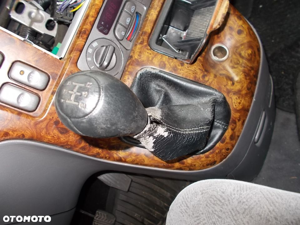 WYBIERAK ZMIANY BIEGÓW KIA CARNIVAL 98-05 - 1