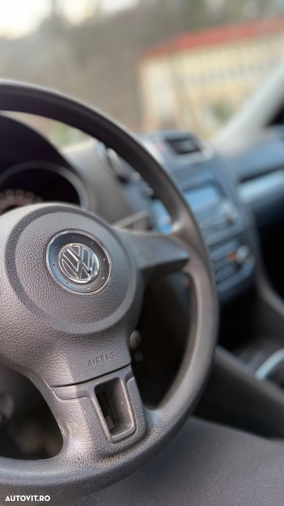 Volkswagen Golf 1.6 TDI DPF Style - 18