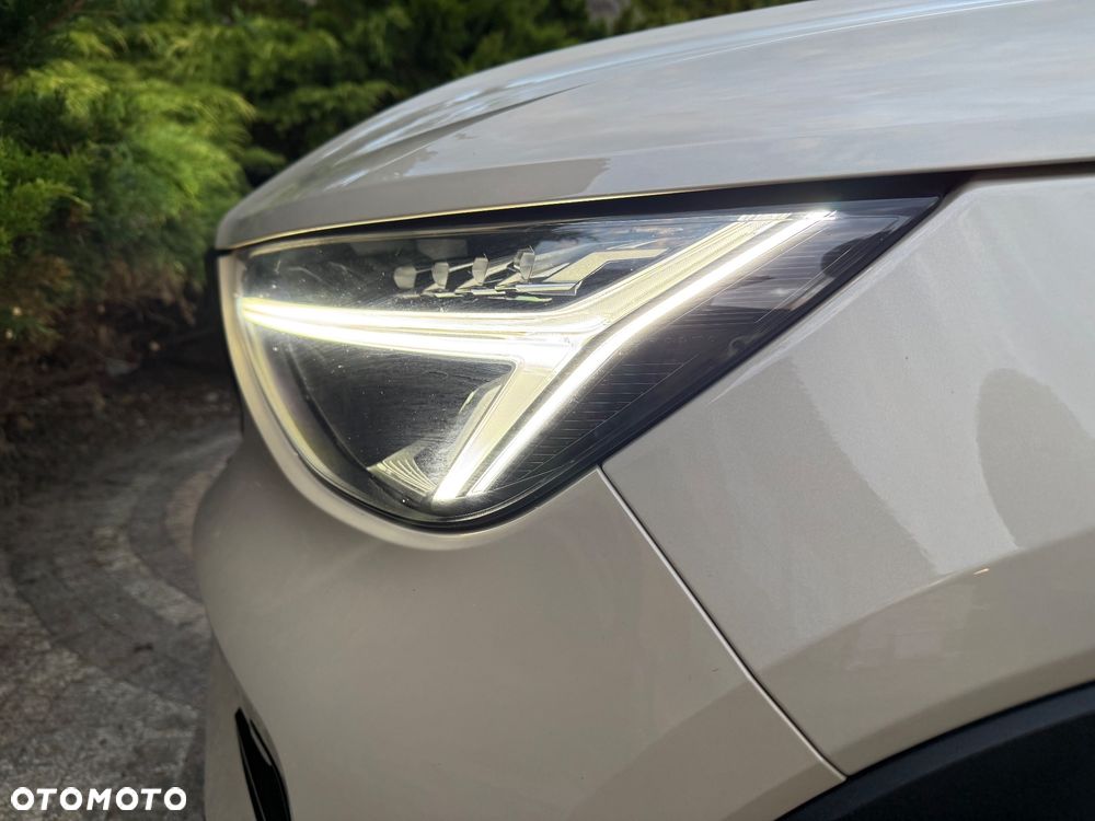 Volvo XC 40 B4 B DKG Plus Dark - 13